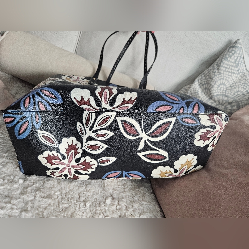 Floral Black Tote Bag - Picture 4 of 6